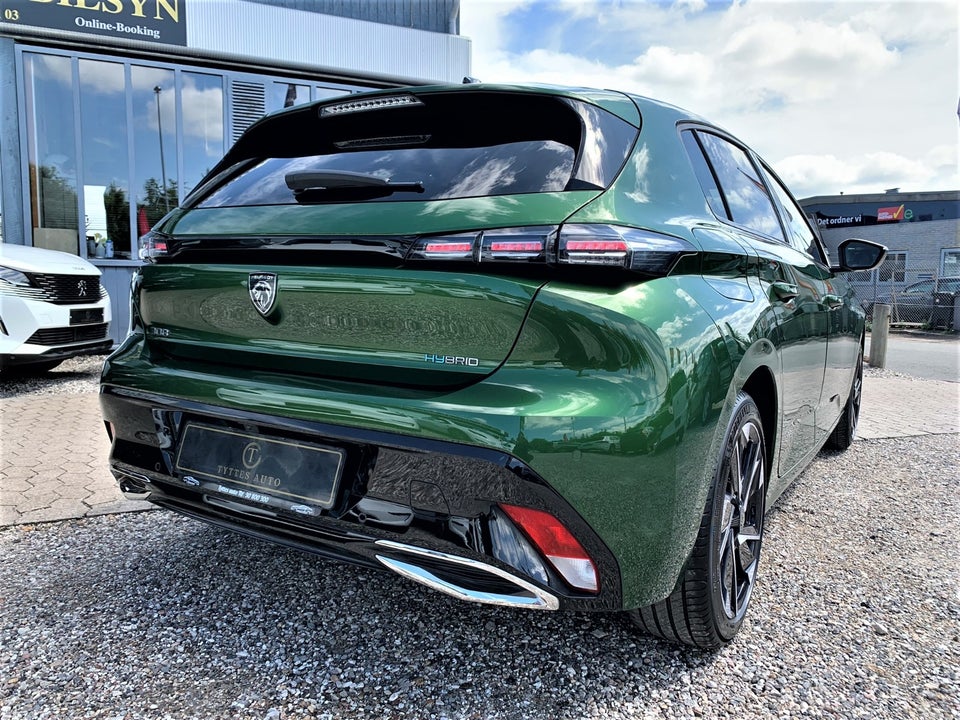 Peugeot 308 1,6 Hybrid First Selection+ EAT8 5d