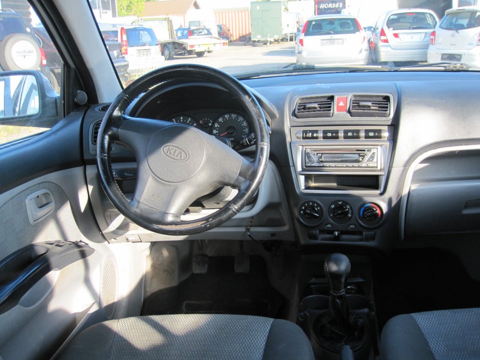 Kia Picanto 1,1 EX 5d