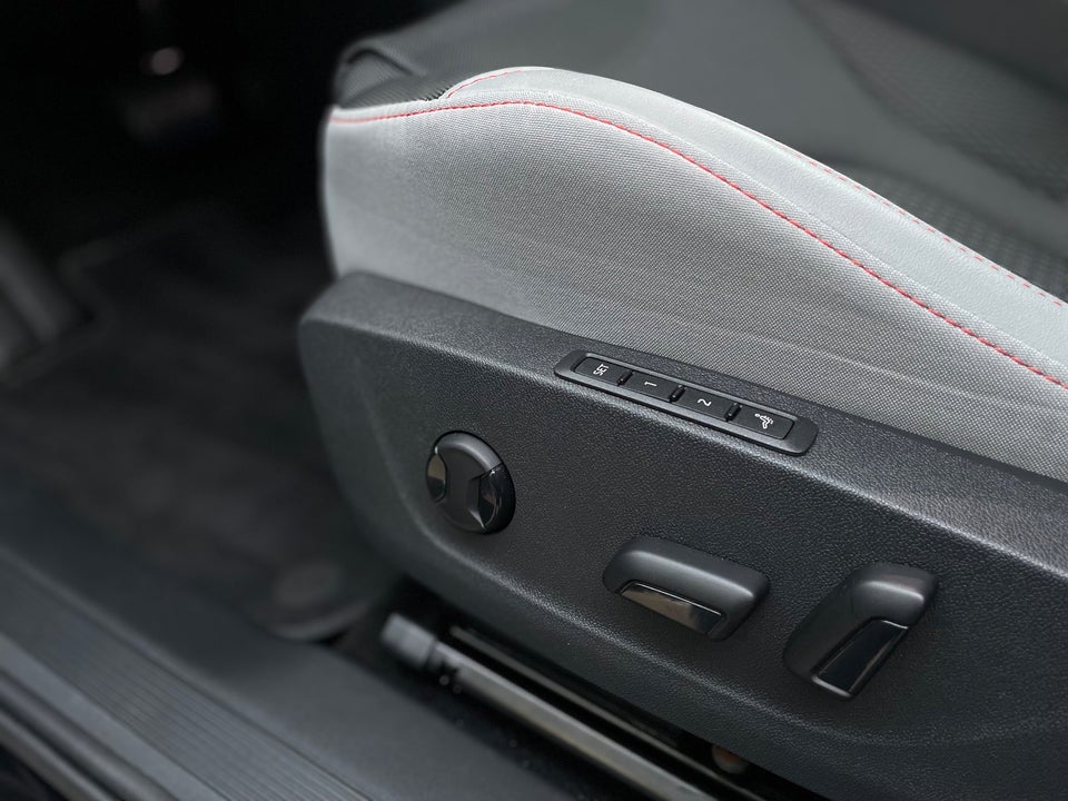 Skoda Elroq 85 iV Lodge 5d