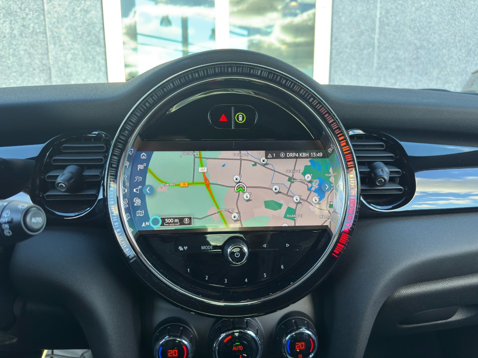 MINI Cooper SE Essential 3d