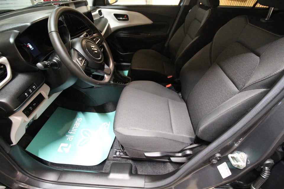 Suzuki Swift 1,2 Advance CVT 5d