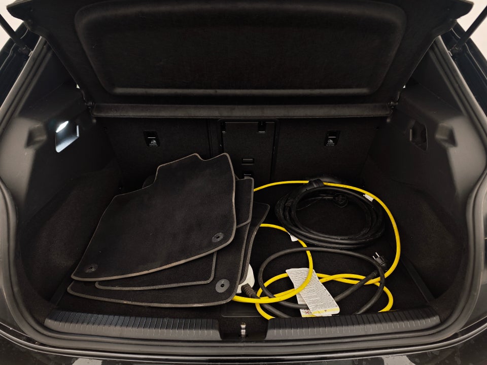 VW ID.3 58 Pro Performance Family 5d