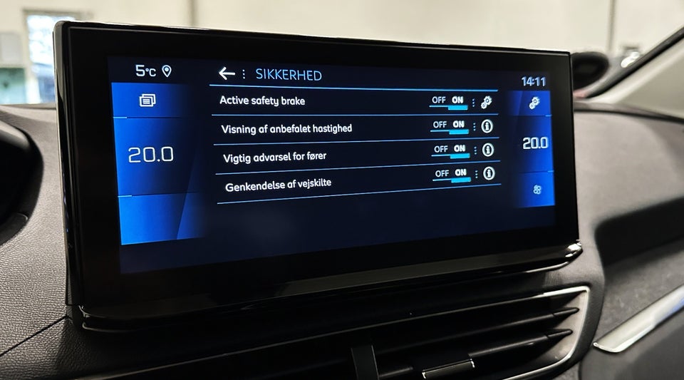 Peugeot 5008 1,5 BlueHDi 130 Allure Pack EAT8 7prs 5d