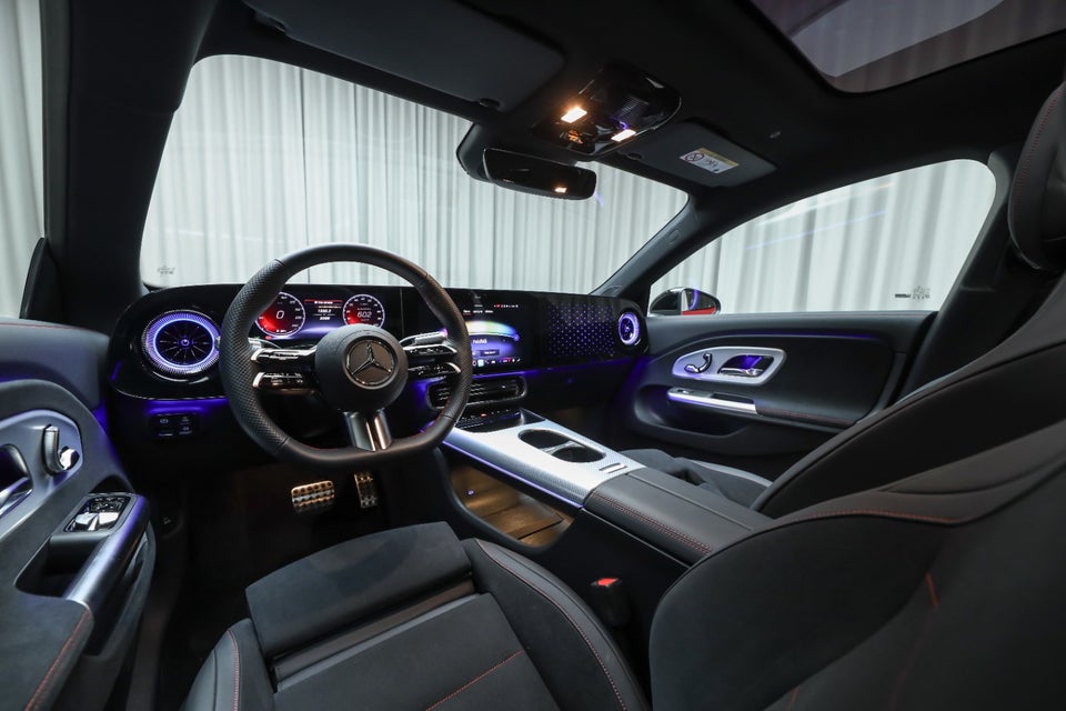 Mercedes CLA350 EQ AMG Premium 4Matic 4d