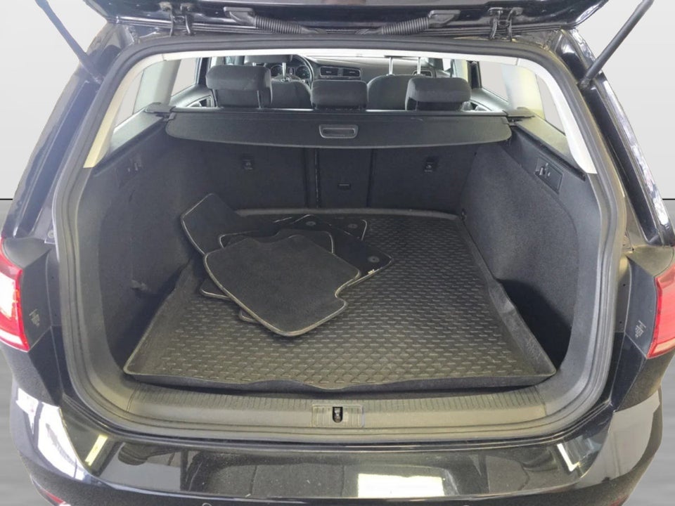 VW Golf VII 1,5 TSi 150 Comfortline Variant 5d