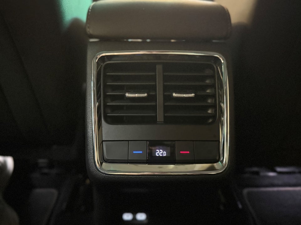 Skoda Enyaq 80 iV ecoSuite 5d