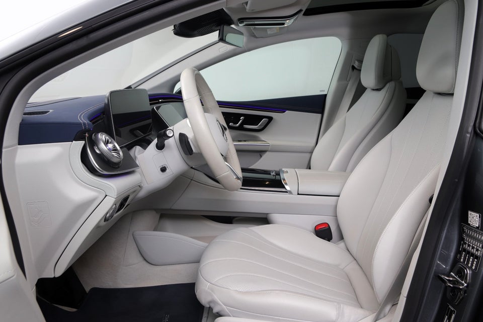 Mercedes EQE350 AMG Line 4d