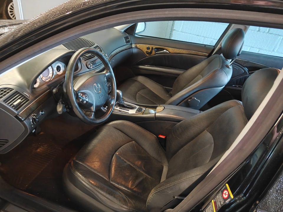 Mercedes E320 3,2 Avantgarde aut. 4d