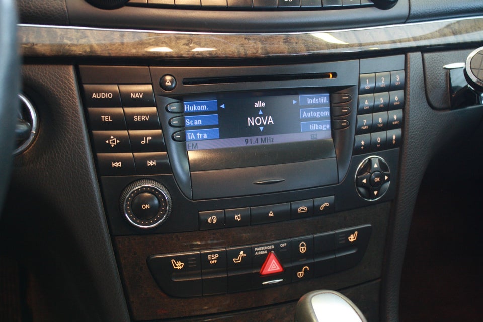 Mercedes E240 2,6 Avantgarde aut. 4d