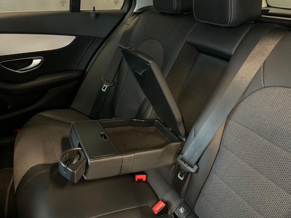 Mercedes C220 d 2,0 Avantgarde stc. aut. 5d