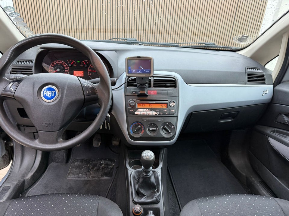 Fiat Punto 1,2 16V Dynamic 3d