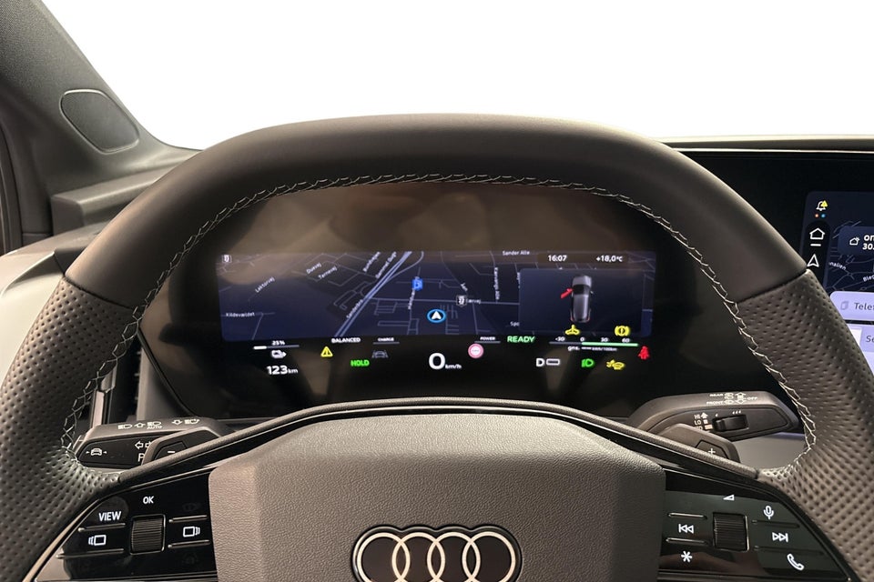 Audi Q4 e-tron performance 5d