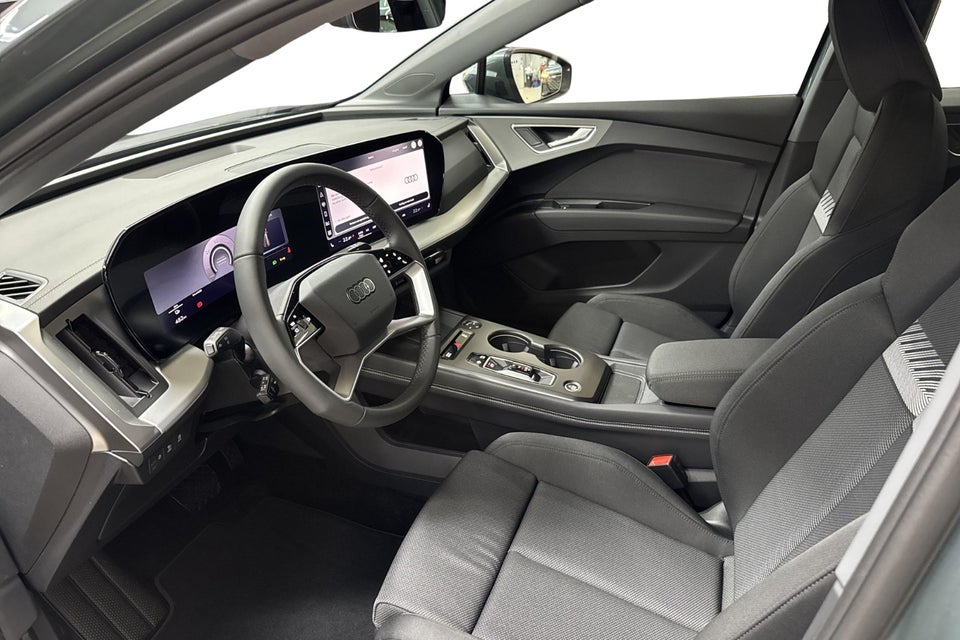 Audi Q4 e-tron performance 5d