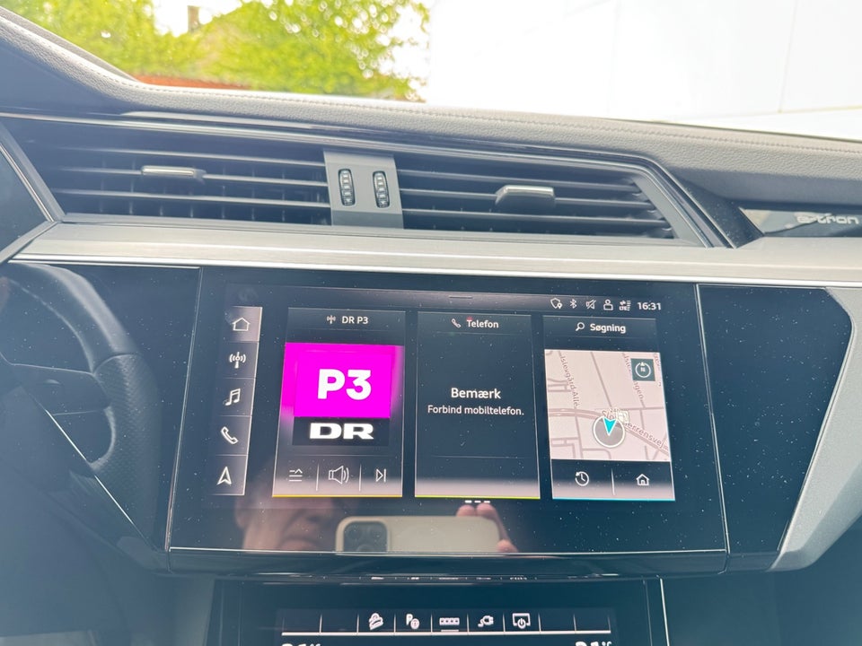 Audi e-tron 55 S-line quattro 5d
