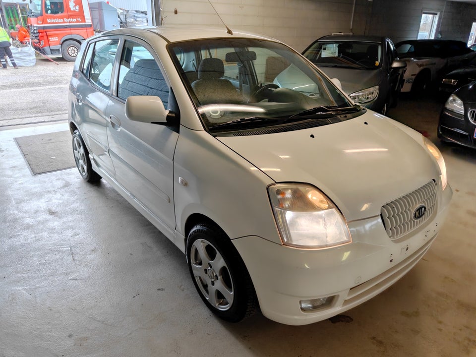 Kia Picanto 1,1 EX 5d