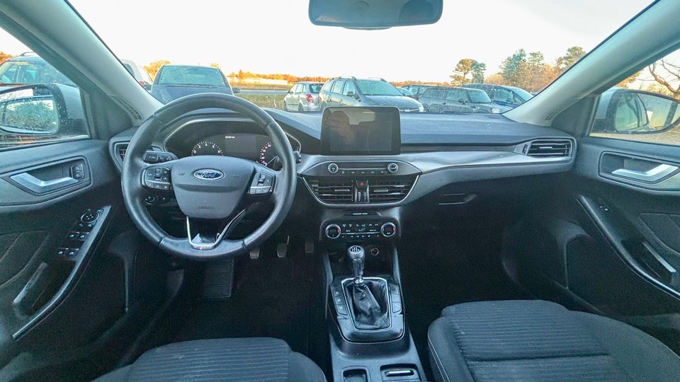 Ford Focus 1,0 EcoBoost Titanium 5d