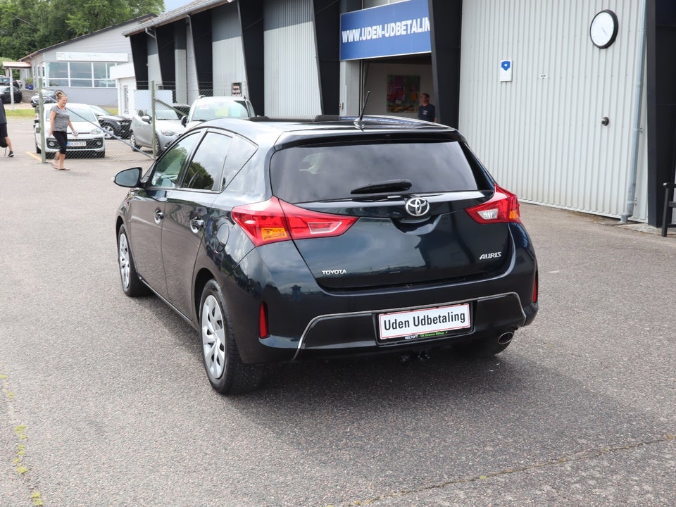Toyota Auris 2,0 D-4D T4 5d