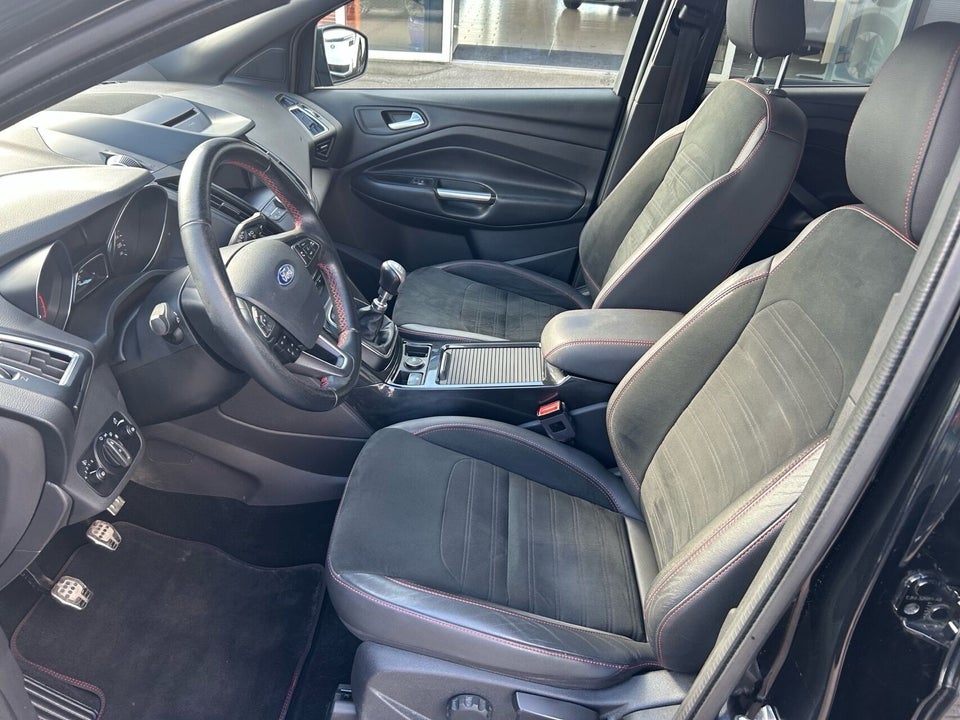 Ford Kuga 1,5 SCTi 150 ST-Line 5d