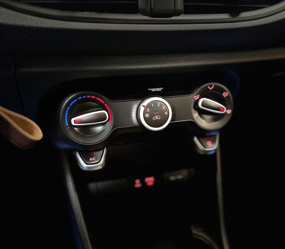 Kia Picanto 1,0 MPi Attraction 5d