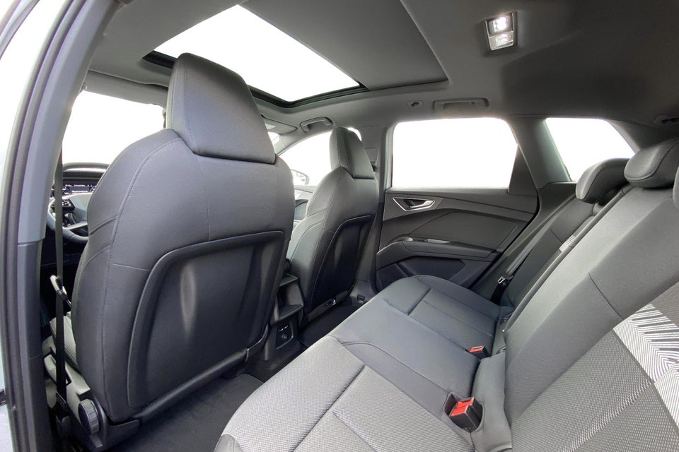 Audi Q4 e-tron 45 S-line Edition 5d