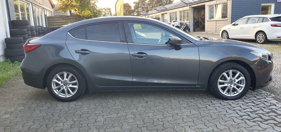 Mazda 3 2,2 SkyActiv-D 150 Vision 4d