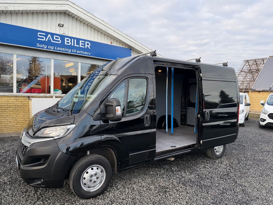 Citroën Jumper 35+ 2,2 BlueHDi 165 L2H2 FlexLine