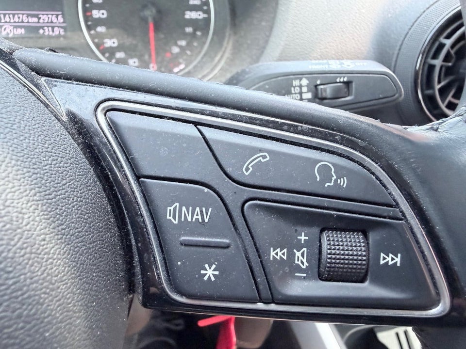 Audi Q2 1,4 TFSi 150 Sport S-tr. 5d