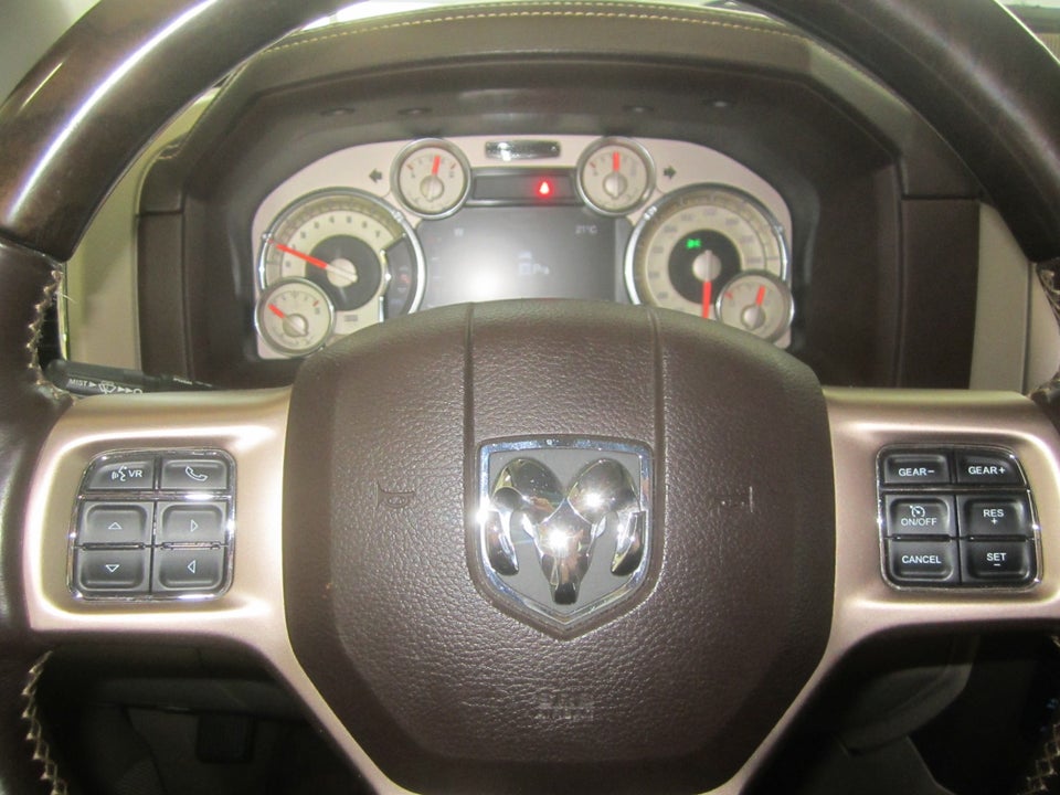 Dodge RAM 1500 5,7 V8 Longhorn Crew Cab aut. 4x4 4d