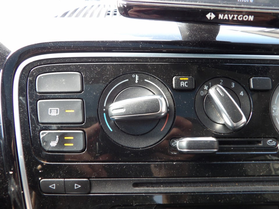 VW Up! 1,0 75 High Up! 5d