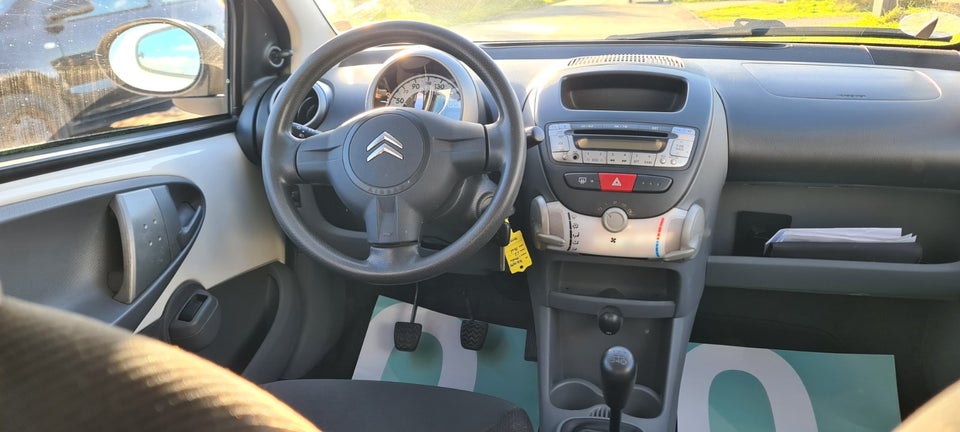 Citroën C1 1,0i  5d