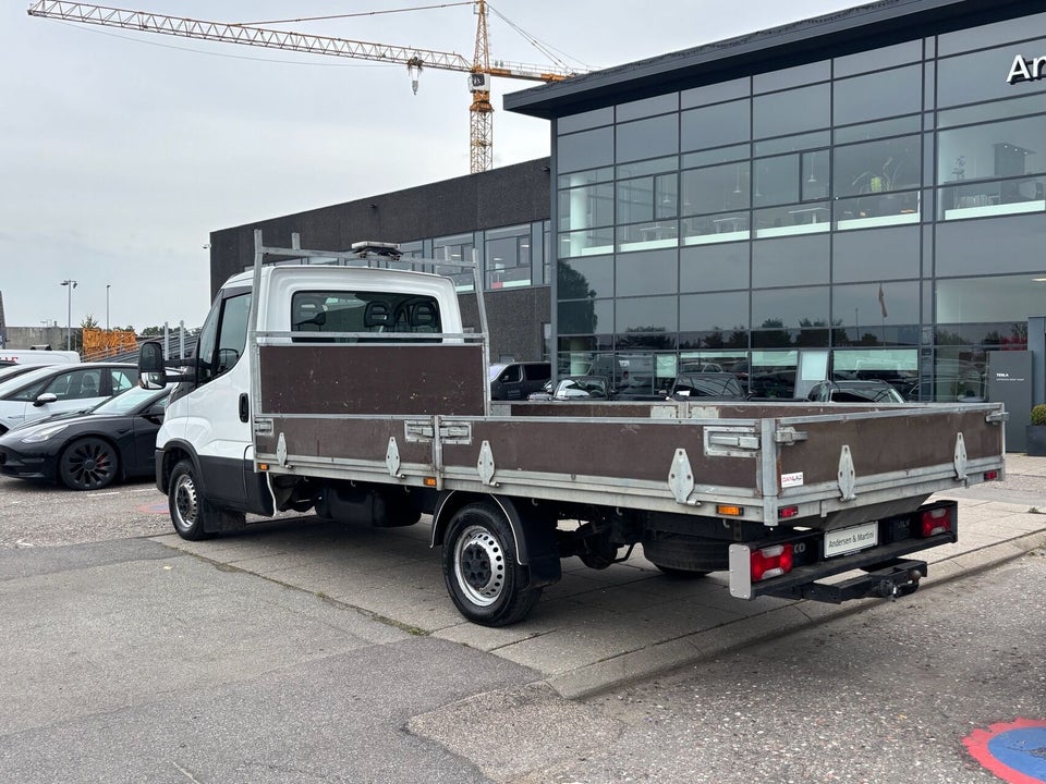 Iveco Daily 2,3 35S14 10,8m³ Van