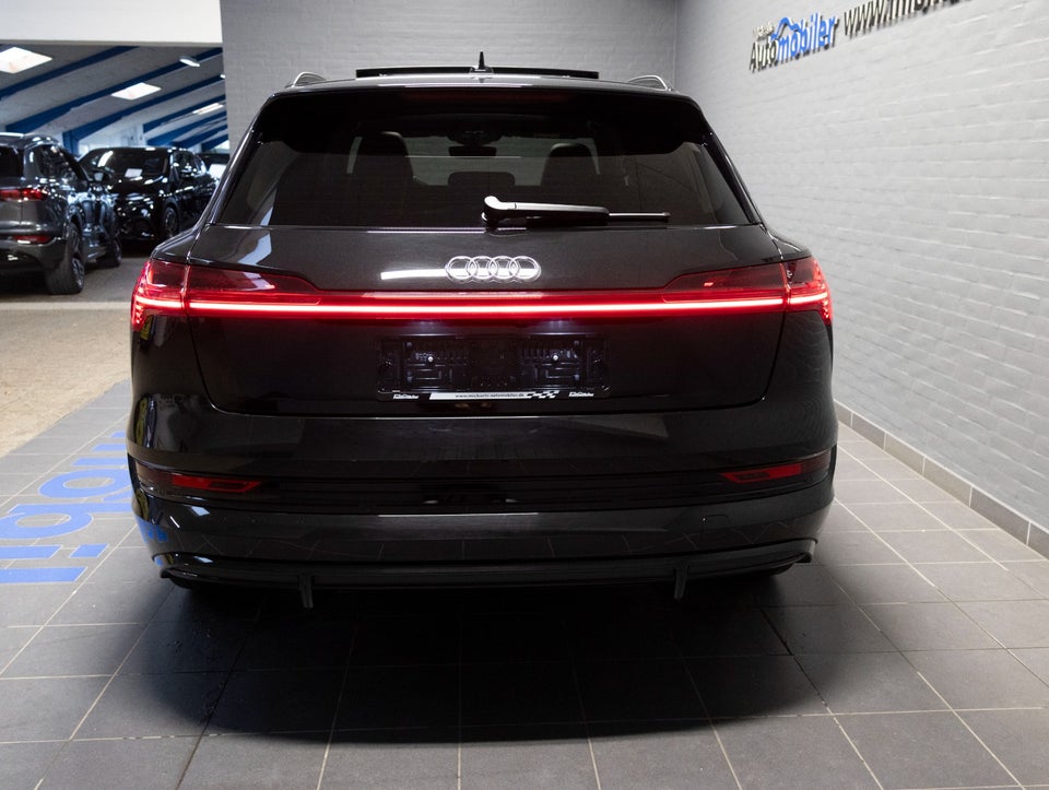 Audi e-tron 50 S-line quattro 5d