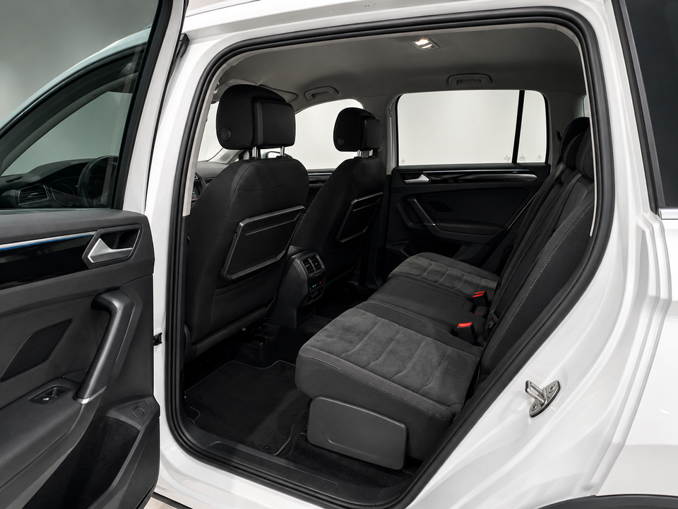 VW Touran 2,0 TDi 150 Highline DSG 7prs 5d