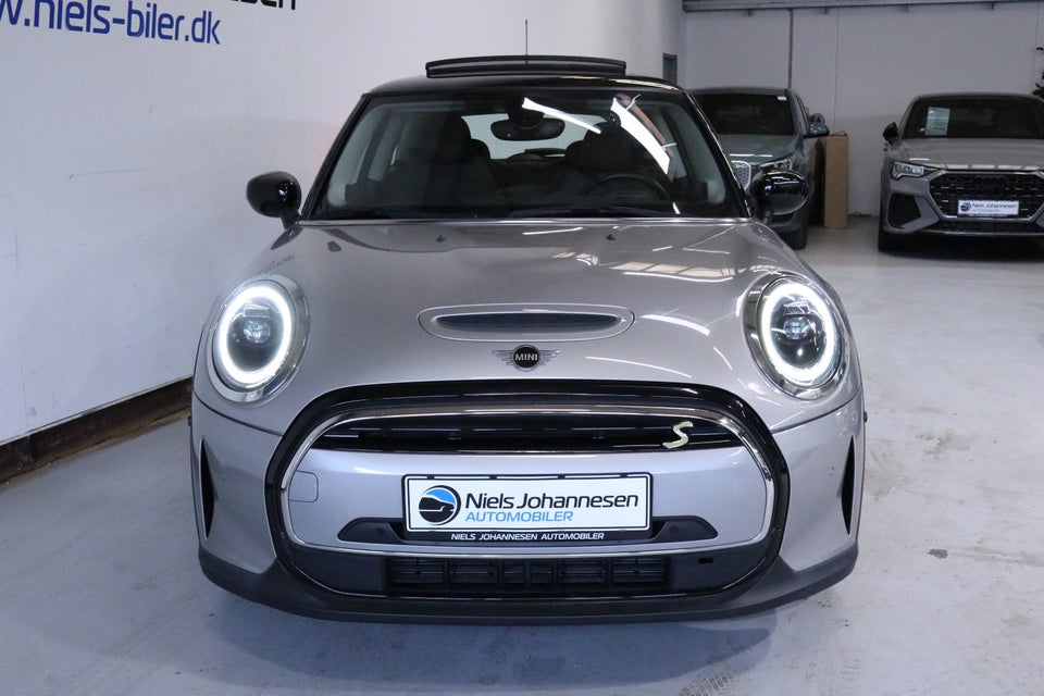 MINI Cooper SE Edition Premium Plus 3d