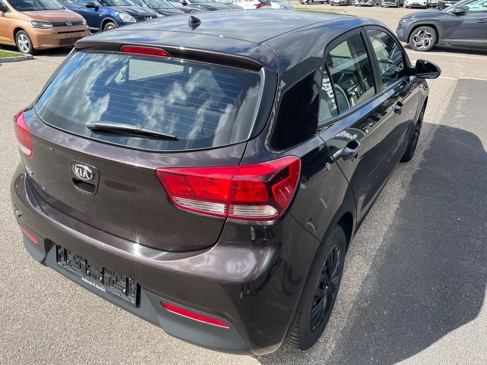Kia Rio 1,2 CVVT Premium 5d