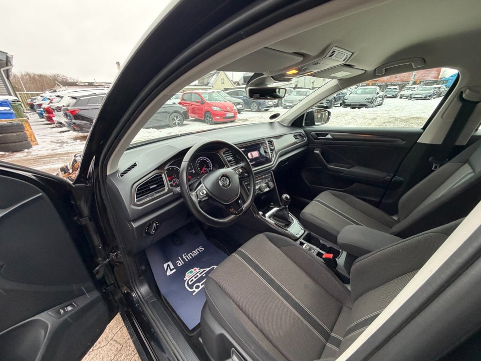 VW T-Roc 1,0 TSi 115 Style 5d