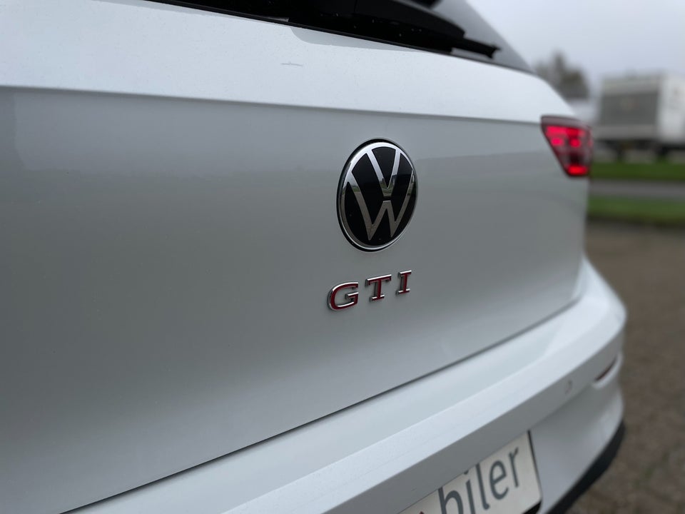 VW Golf VIII 2,0 GTi Clubsport DSG 5d