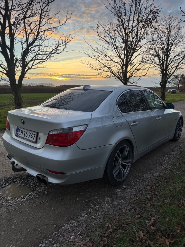 BMW 520i 2,2  4d