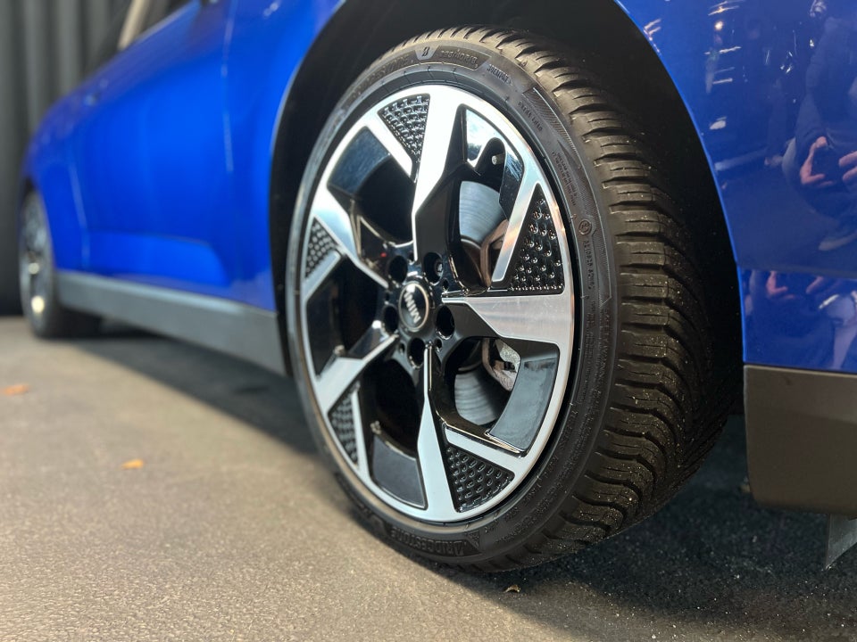 MINI Cooper E Favoured Trim L 3d