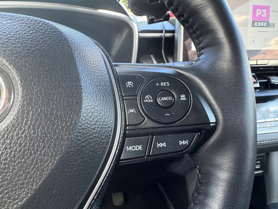Toyota Corolla Cross 2,0 Hybrid Style CVT Van 5d