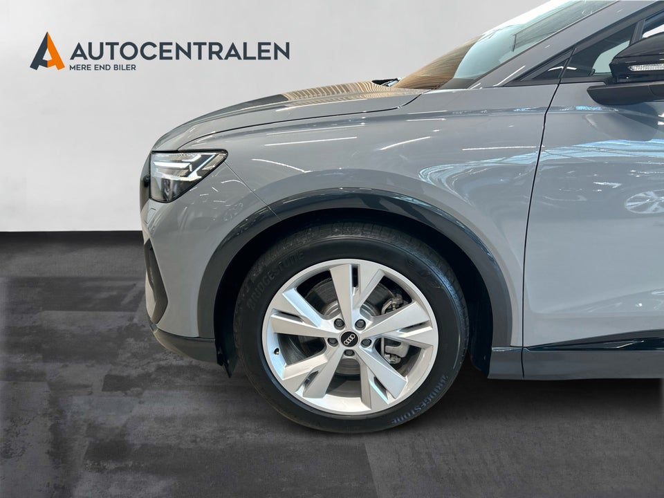 Audi Q4 e-tron 40 S-line 5d