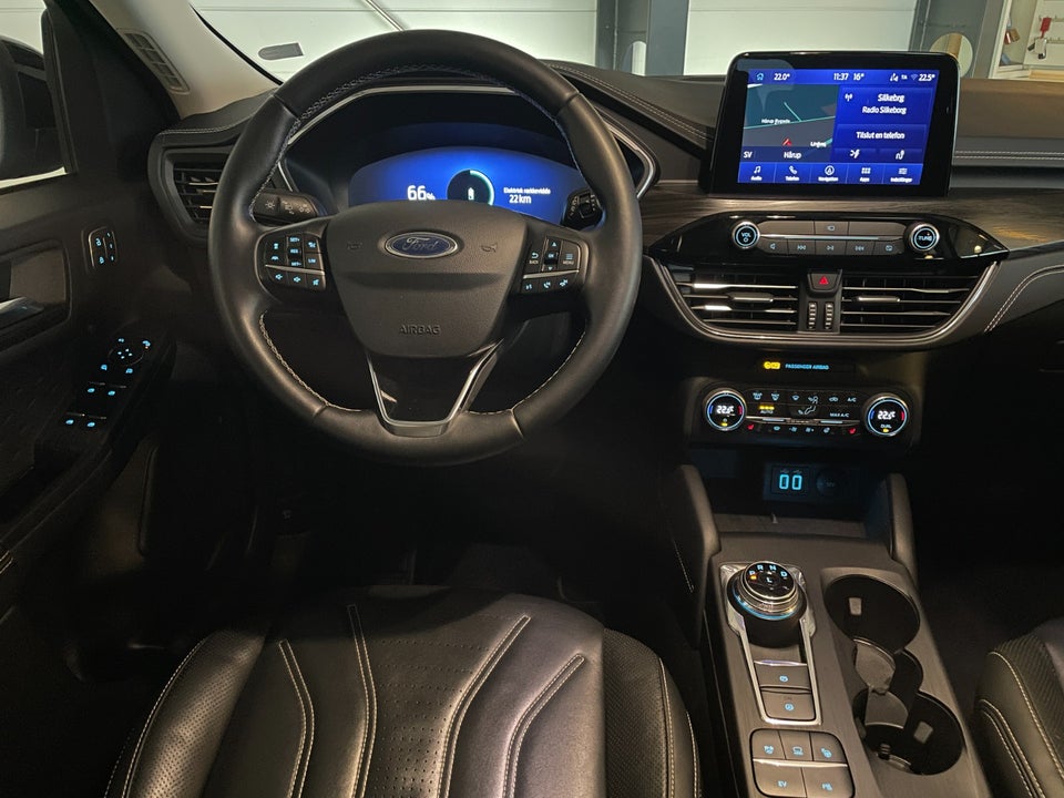 Ford Kuga 2,5 PHEV Vignale CVT 5d