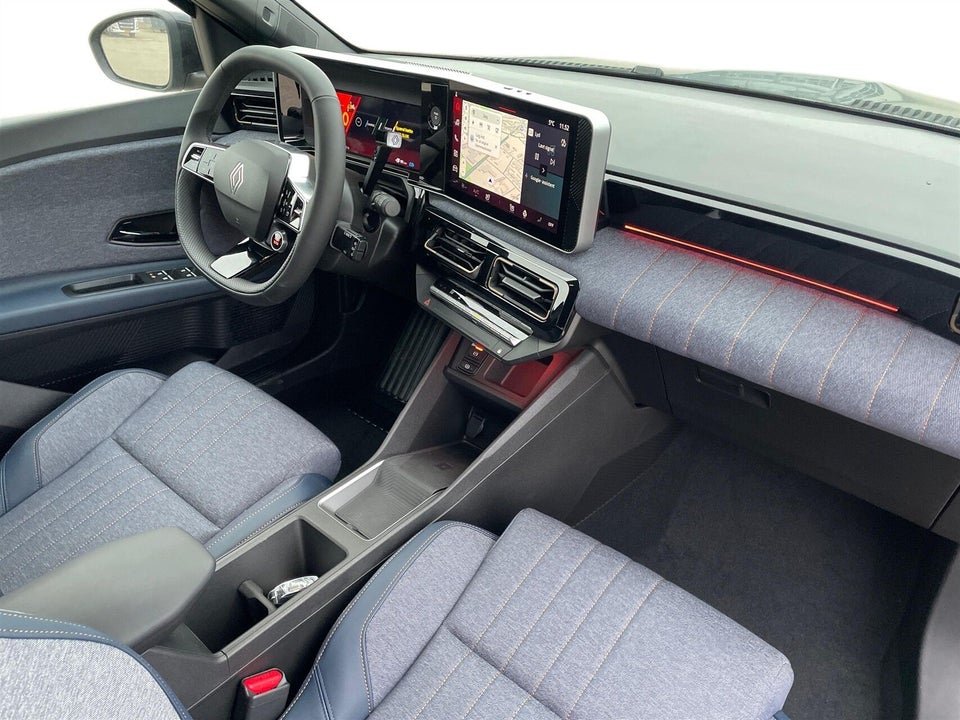 Renault 4 E-Tech 52 Techno 5d