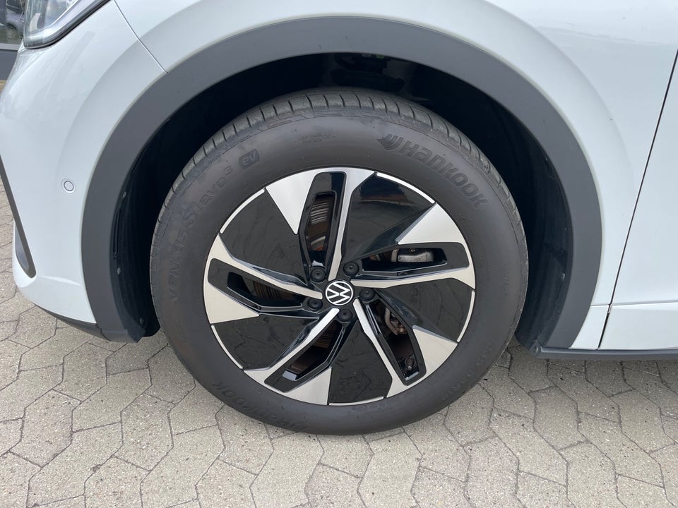 VW ID.5 77 Style 5d