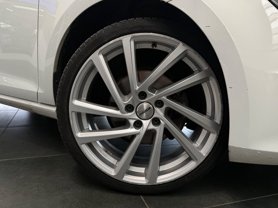 VW Golf VII 1,2 TSi 105 BMT 5d