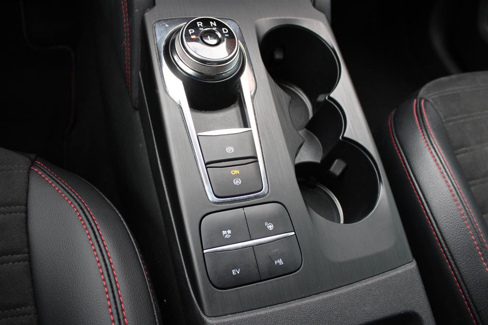 Ford Kuga 2,5 PHEV ST-Line X CVT 5d