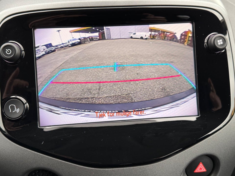 Toyota Aygo 1,0 VVT-i x-press 5d