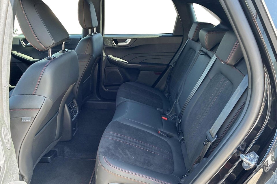 Ford Kuga 2,5 PHEV ST-Line X CVT 5d