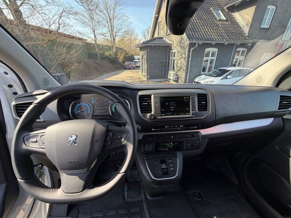 Peugeot e-Expert 50 L2 Premium Van