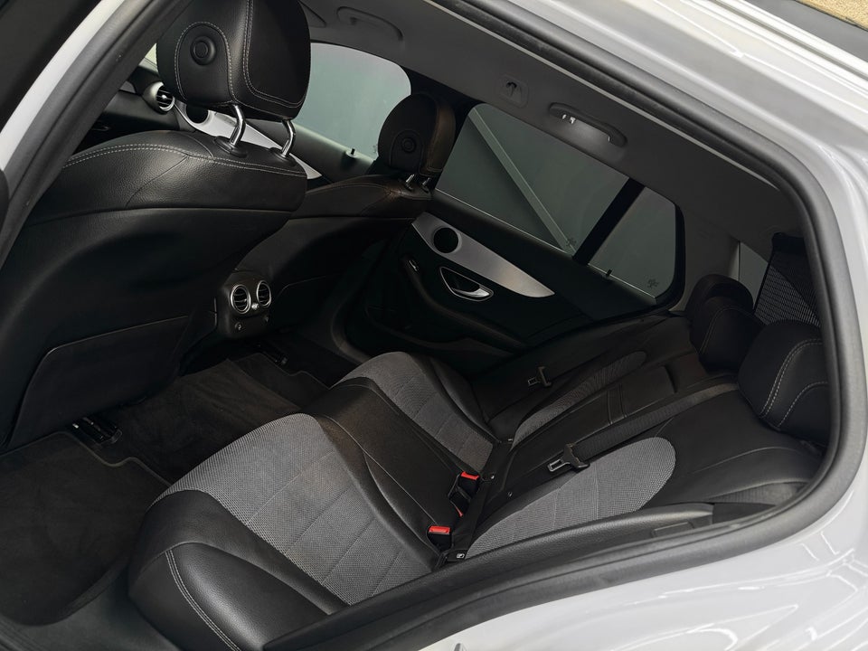 Mercedes C220 d 2,0 Advantage stc. aut. 5d